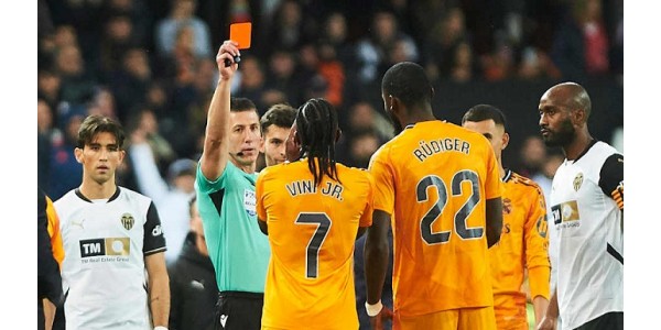Jotkut Real Madridin fanit alkavat kyllästyä Vinícius Júnioriin